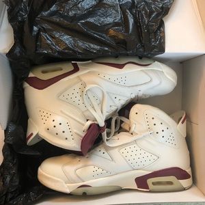 Nike Air Jordan 6 Retro